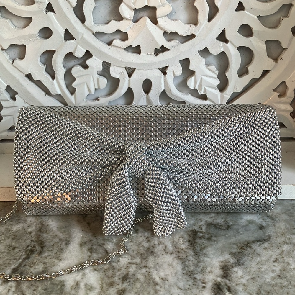 Jessica McClintock Silver Mesh Clutch Bow Detail